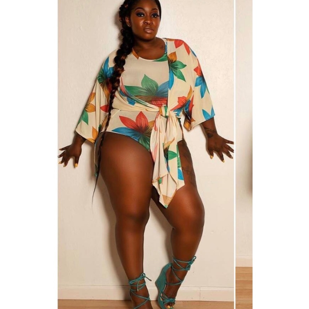 3 piece bathing suit www.enchantescloset.com